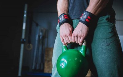 5 conseils pour mieux utiliser les protèges poignets pour le CrossFit®